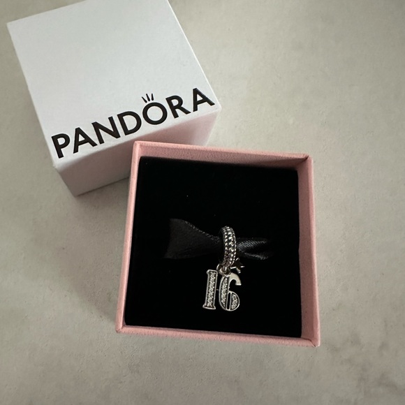 Pandora Sweet 16 Charm - Picture 2 of 2